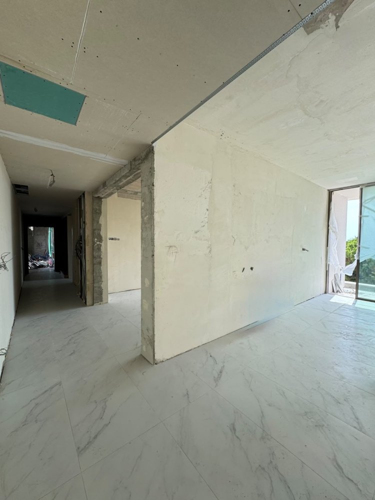 4 bedrooms Apartment in Germasogeia, Limassol, Cyprus No. 62676