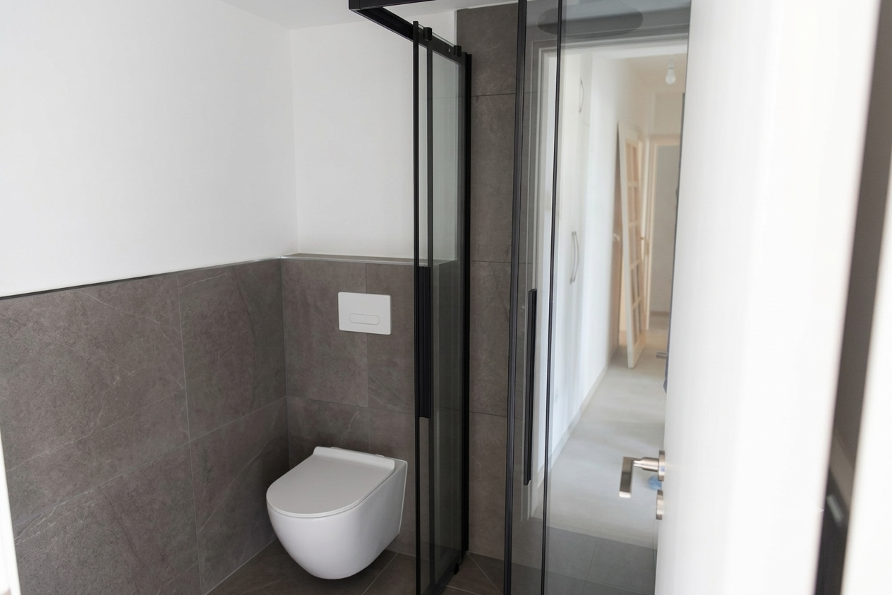 3 bedrooms Apartment in Larnaca, Larnaka, Cyprus No. 61450