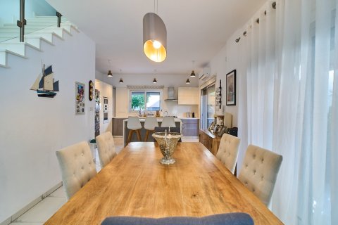 Вилла с 3 спальнями в Агиос Афанасиос, Лимасол, Кипр № 62355