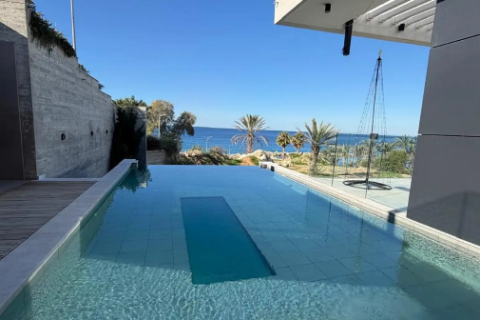 4 bedrooms Villa in Chloraka, Paphos, Cyprus No. 62240