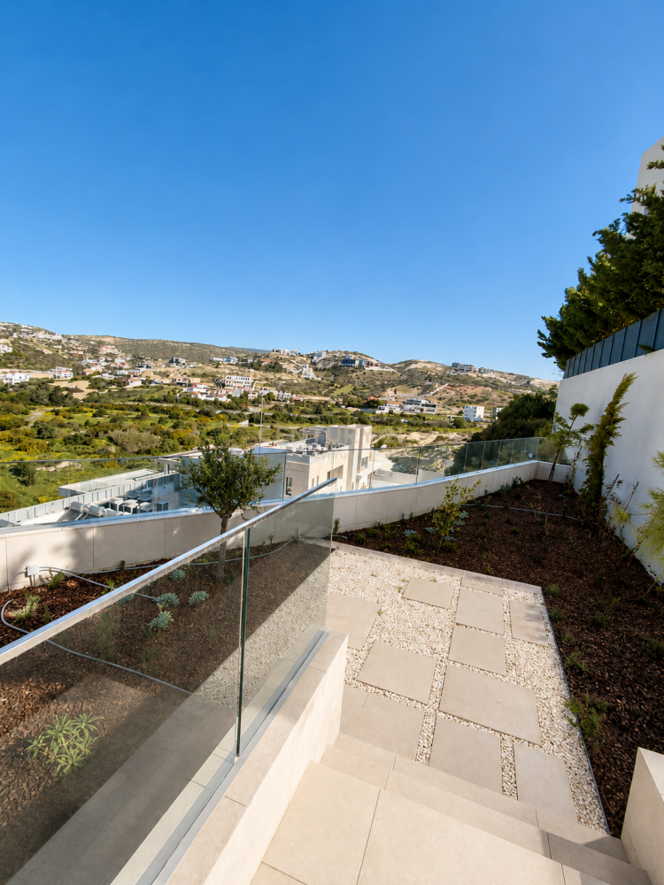 2 bedrooms Apartment in Limassol, Cyprus No. 58912