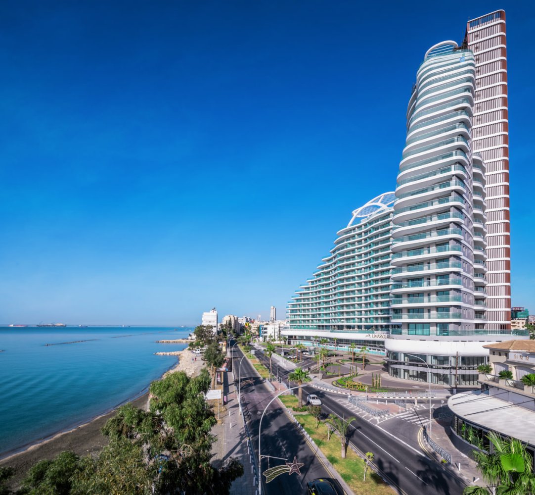 5 bedrooms Penthouse in Limassol, Cyprus No. 63595