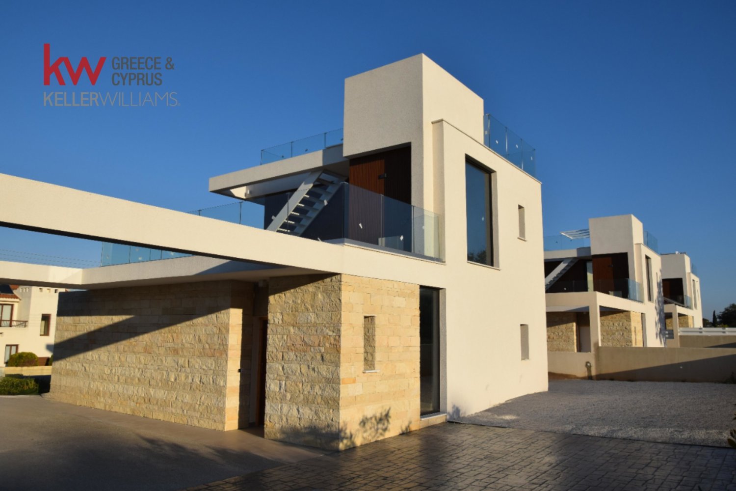 4 bedrooms Villa in Paralimni, Ammochostos, Cyprus No. 40573