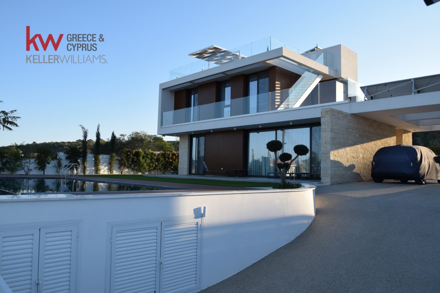 4 bedrooms Villa in Paralimni, Ammochostos, Cyprus No. 40573
