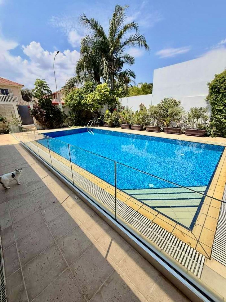 4 bedrooms Villa in Pyla, Larnaka, Cyprus No. 61653