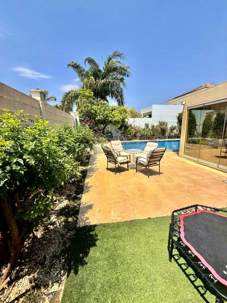 4 bedrooms Villa in Pyla, Larnaka, Cyprus No. 61653