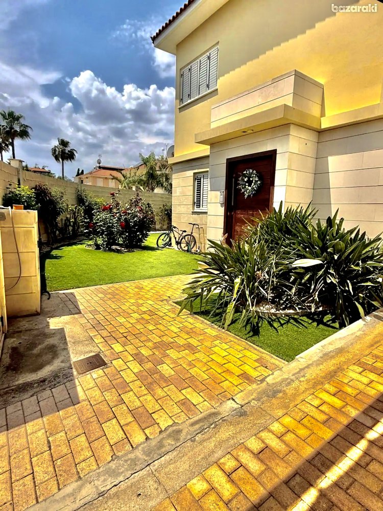 4 bedrooms Villa in Pyla, Larnaka, Cyprus No. 61653