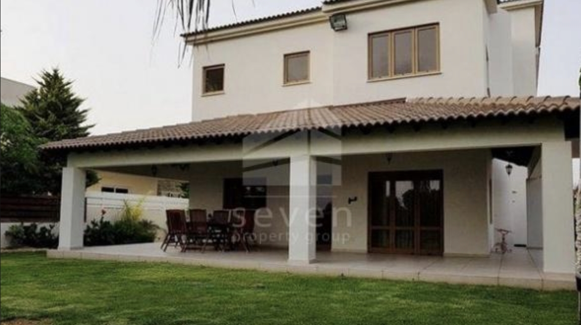 4 bedrooms Villa in Aradippou, Larnaka, Cyprus No. 40213