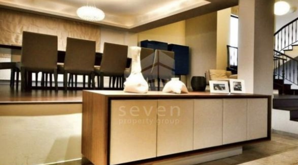 4 bedrooms Villa in Aradippou, Larnaka, Cyprus No. 40213