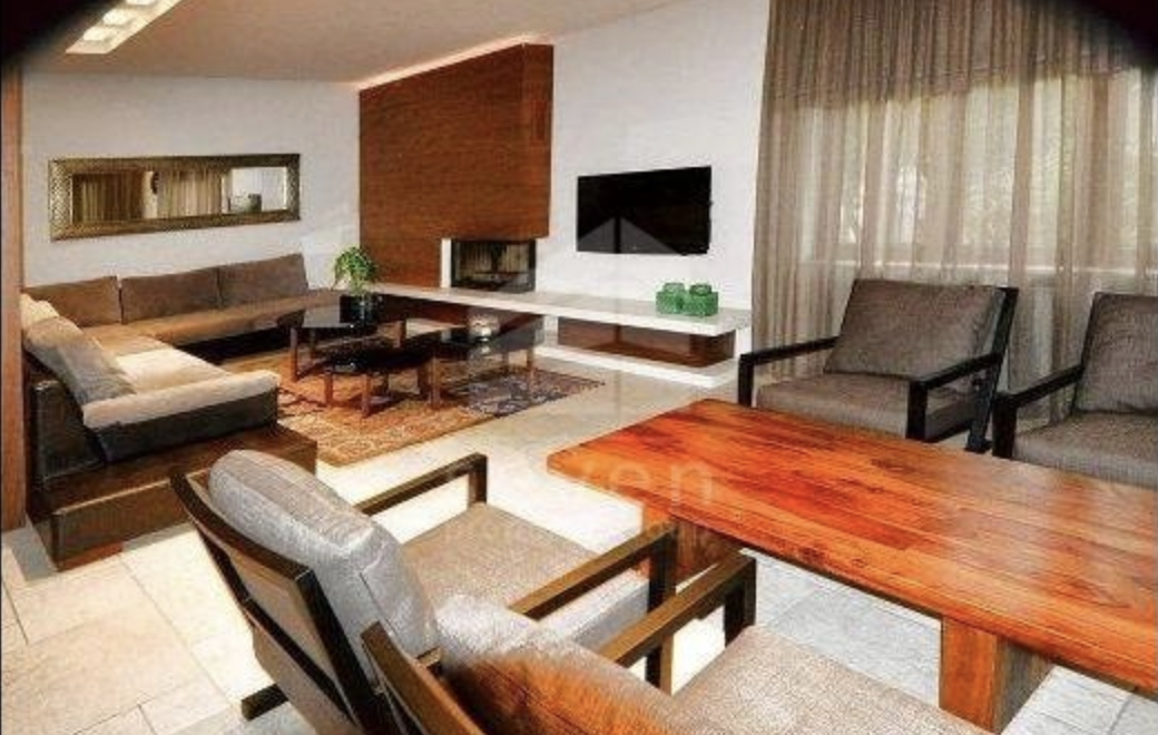 4 bedrooms Villa in Aradippou, Larnaka, Cyprus No. 40213