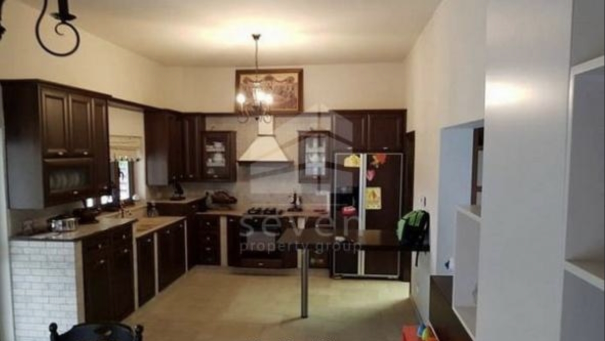 4 bedrooms Villa in Aradippou, Larnaka, Cyprus No. 40213