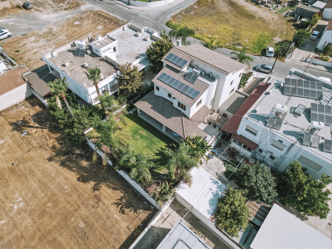 4 bedrooms Villa in Aradippou, Larnaka, Cyprus No. 40213