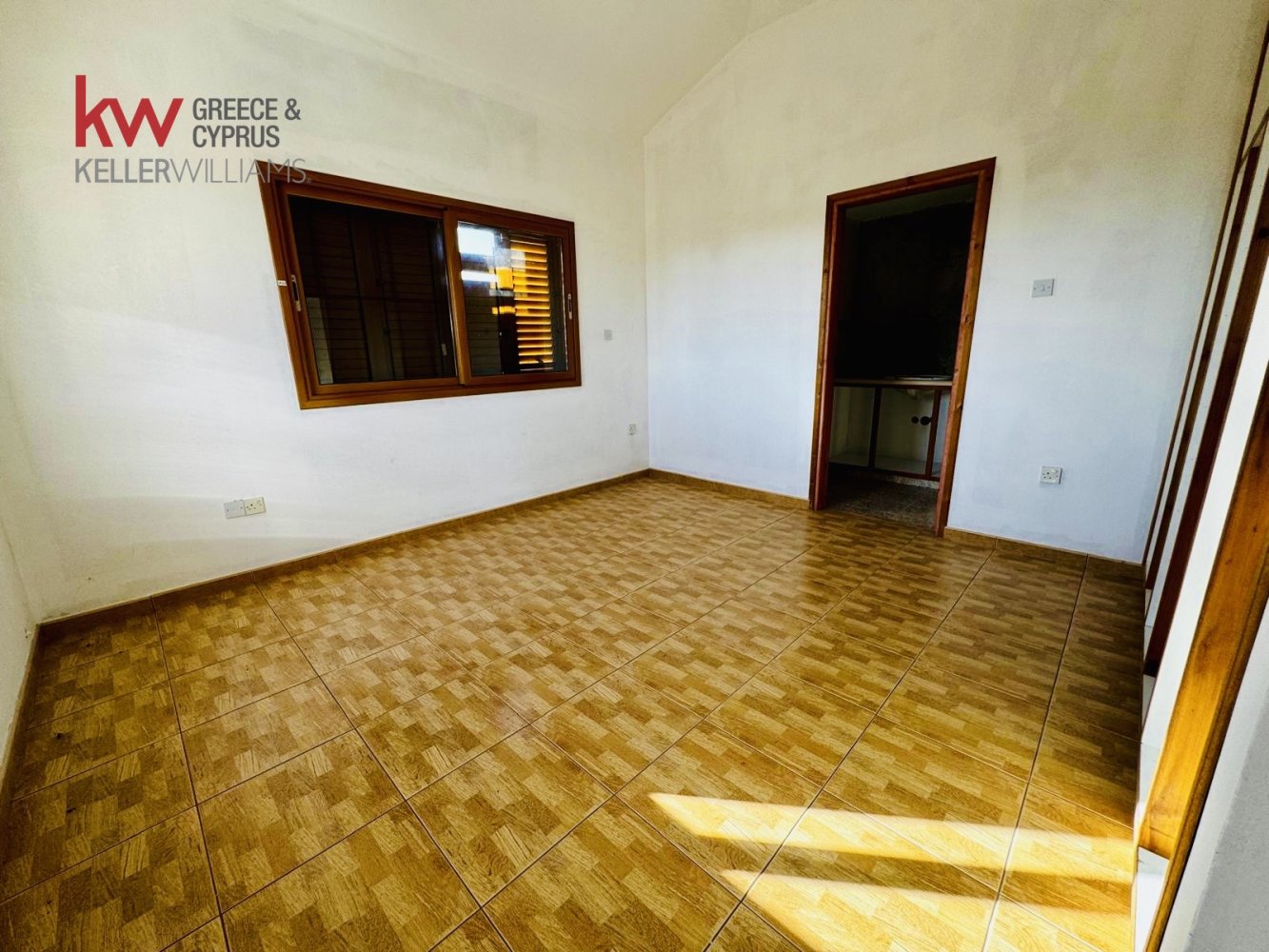 5 bedrooms Villa in Pegeia, Paphos, Cyprus No. 61223