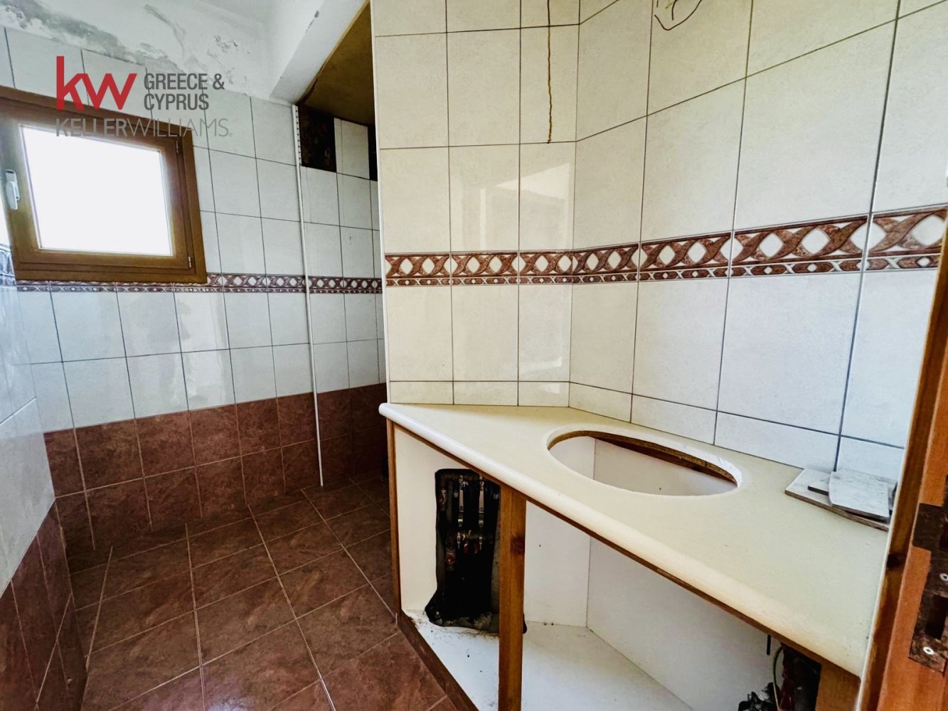 5 bedrooms Villa in Pegeia, Paphos, Cyprus No. 61223