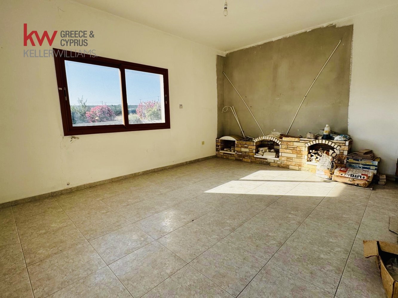 5 bedrooms Villa in Pegeia, Paphos, Cyprus No. 61223