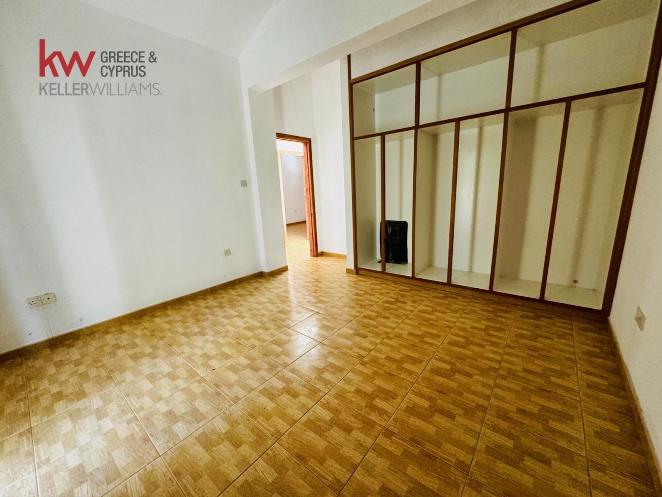 5 bedrooms Villa in Pegeia, Paphos, Cyprus No. 61223