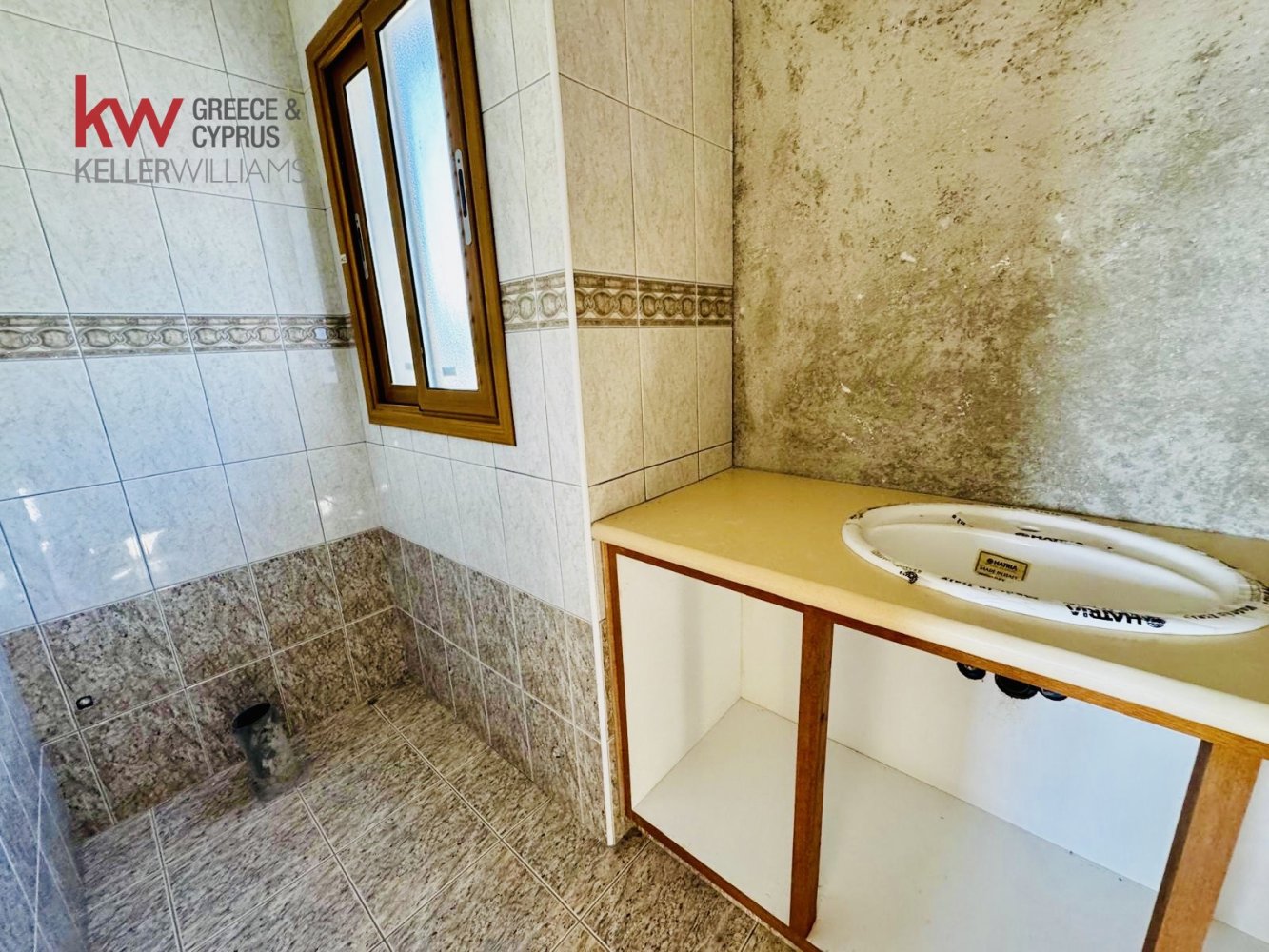 5 bedrooms Villa in Pegeia, Paphos, Cyprus No. 61223