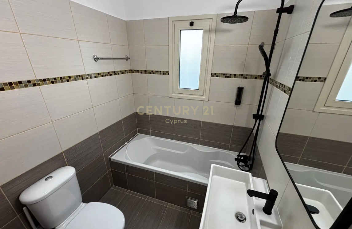 2 bedrooms Apartment in Pyrgos, Limassol, Cyprus No. 58873