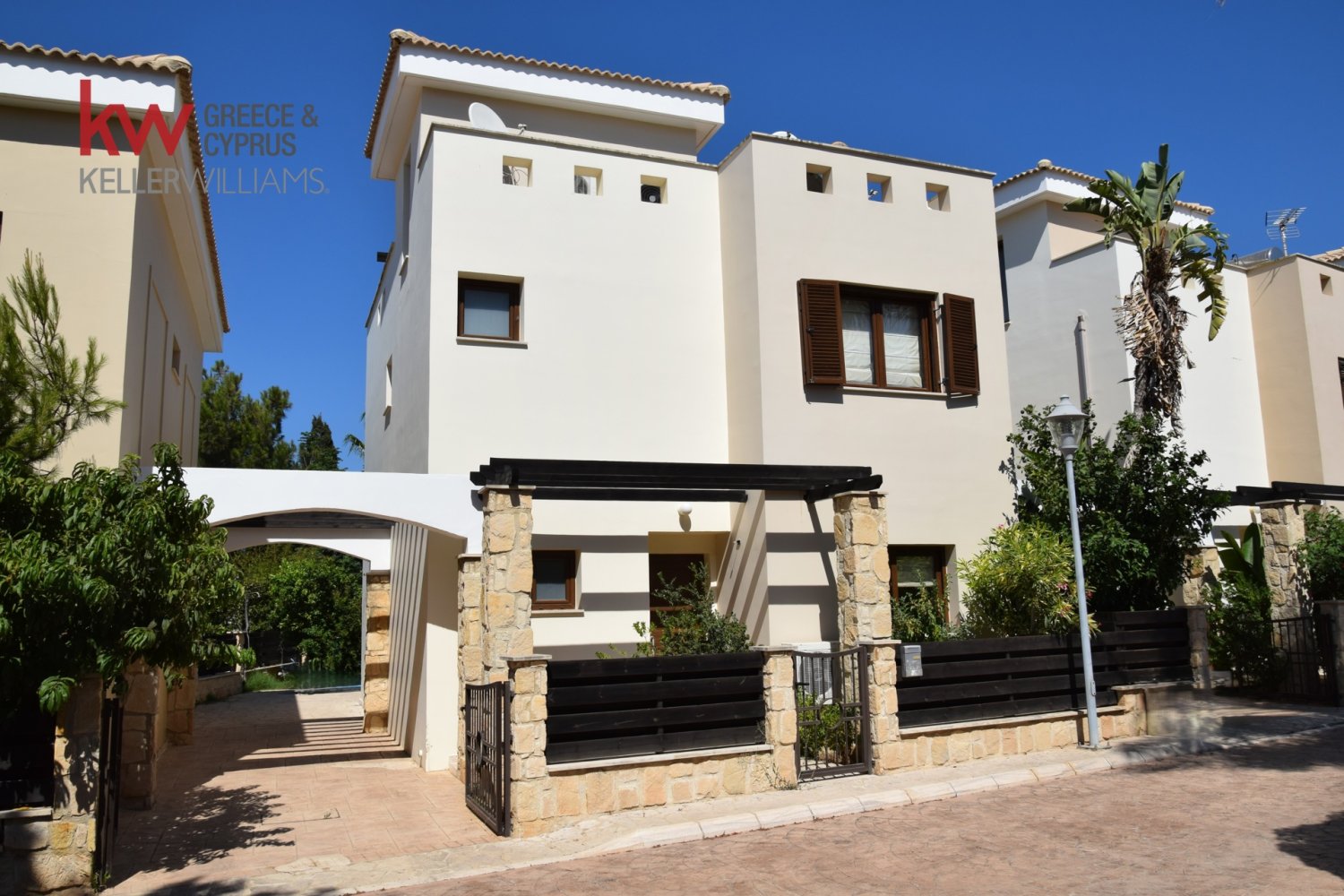 3 bedrooms Villa in Paralimni, Ammochostos, Cyprus No. 40401