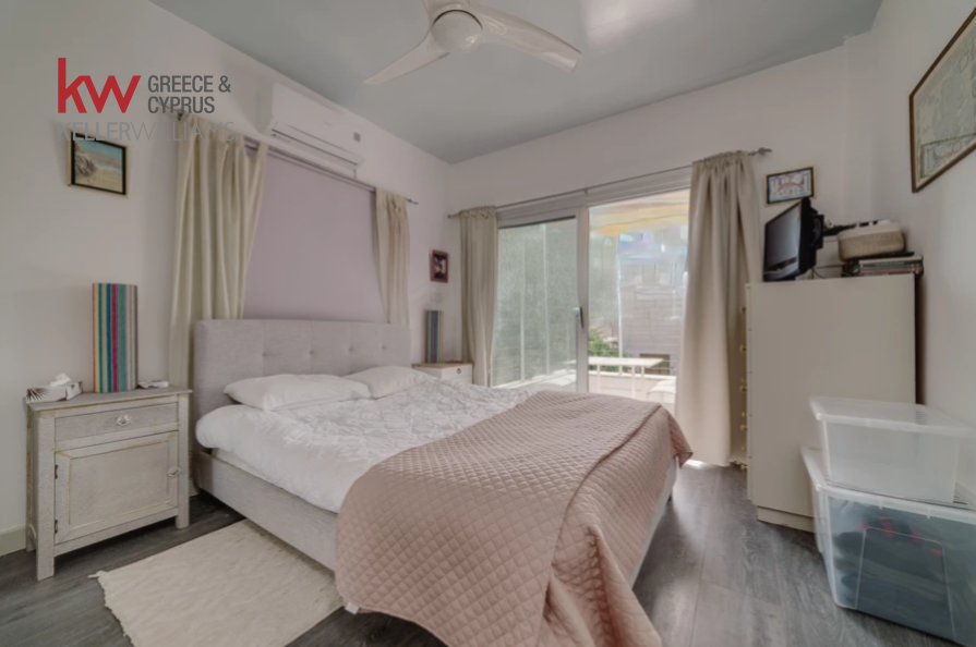 4 bedrooms Villa in Paralimni, Ammochostos, Cyprus No. 40543