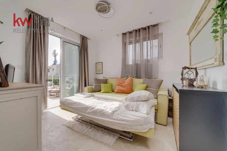 4 bedrooms Villa in Paralimni, Ammochostos, Cyprus No. 40543
