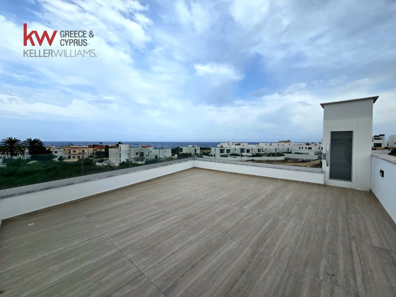 5 bedrooms Villa in Paralimni, Ammochostos, Cyprus No. 40494