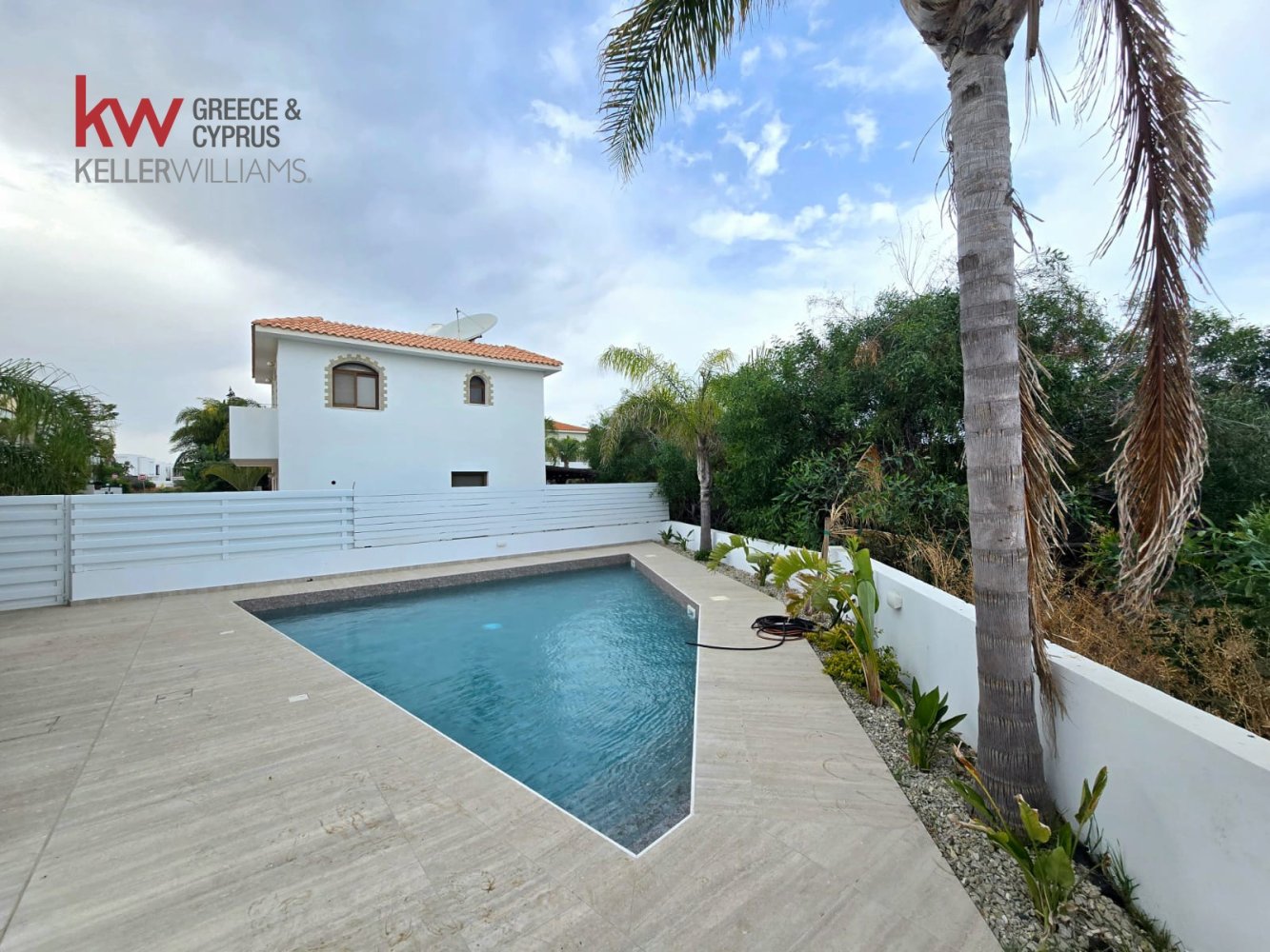 5 bedrooms Villa in Paralimni, Ammochostos, Cyprus No. 40494