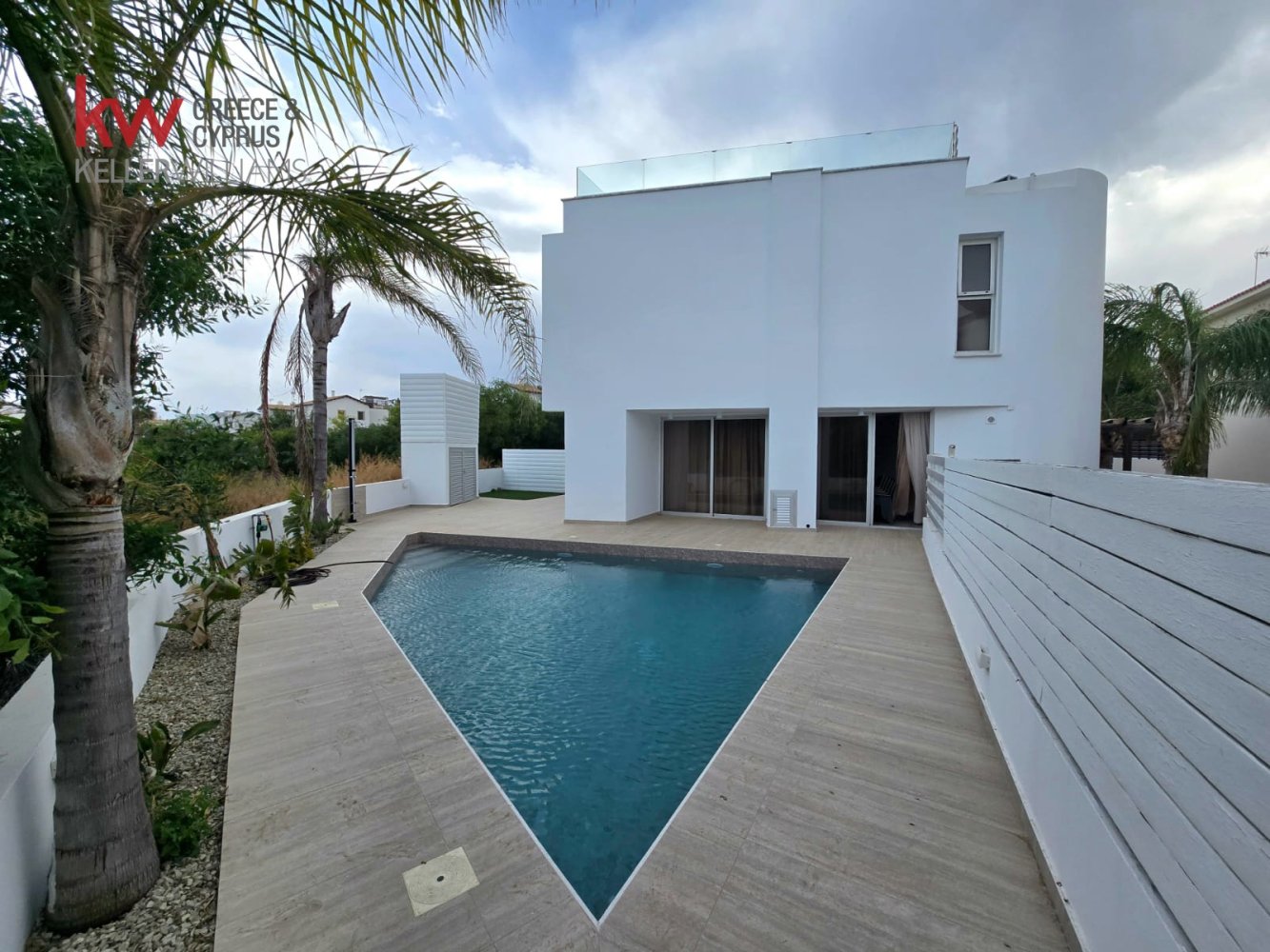5 bedrooms Villa in Paralimni, Ammochostos, Cyprus No. 40494