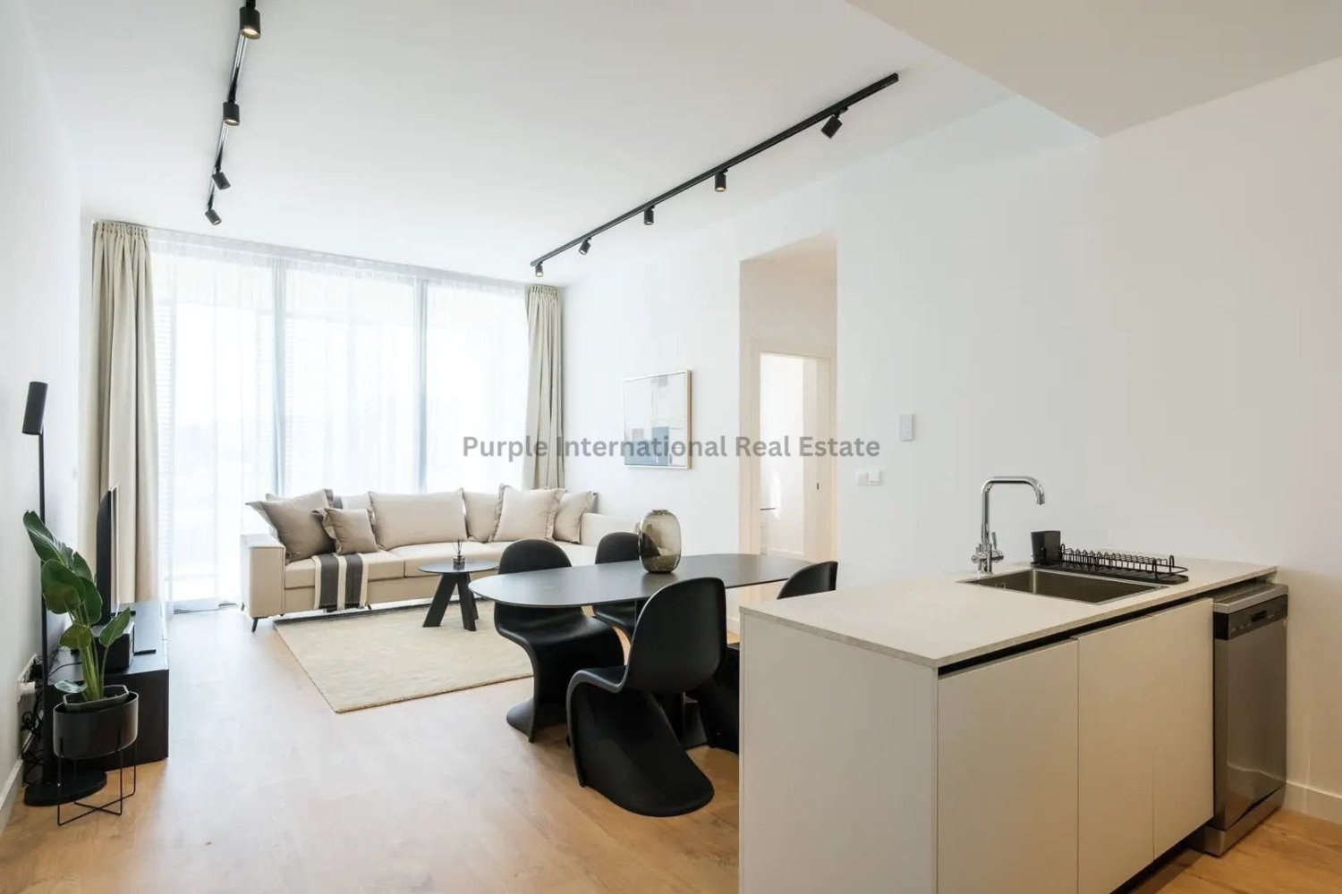 3 bedrooms Apartment in Limassol, Cyprus No. 37405