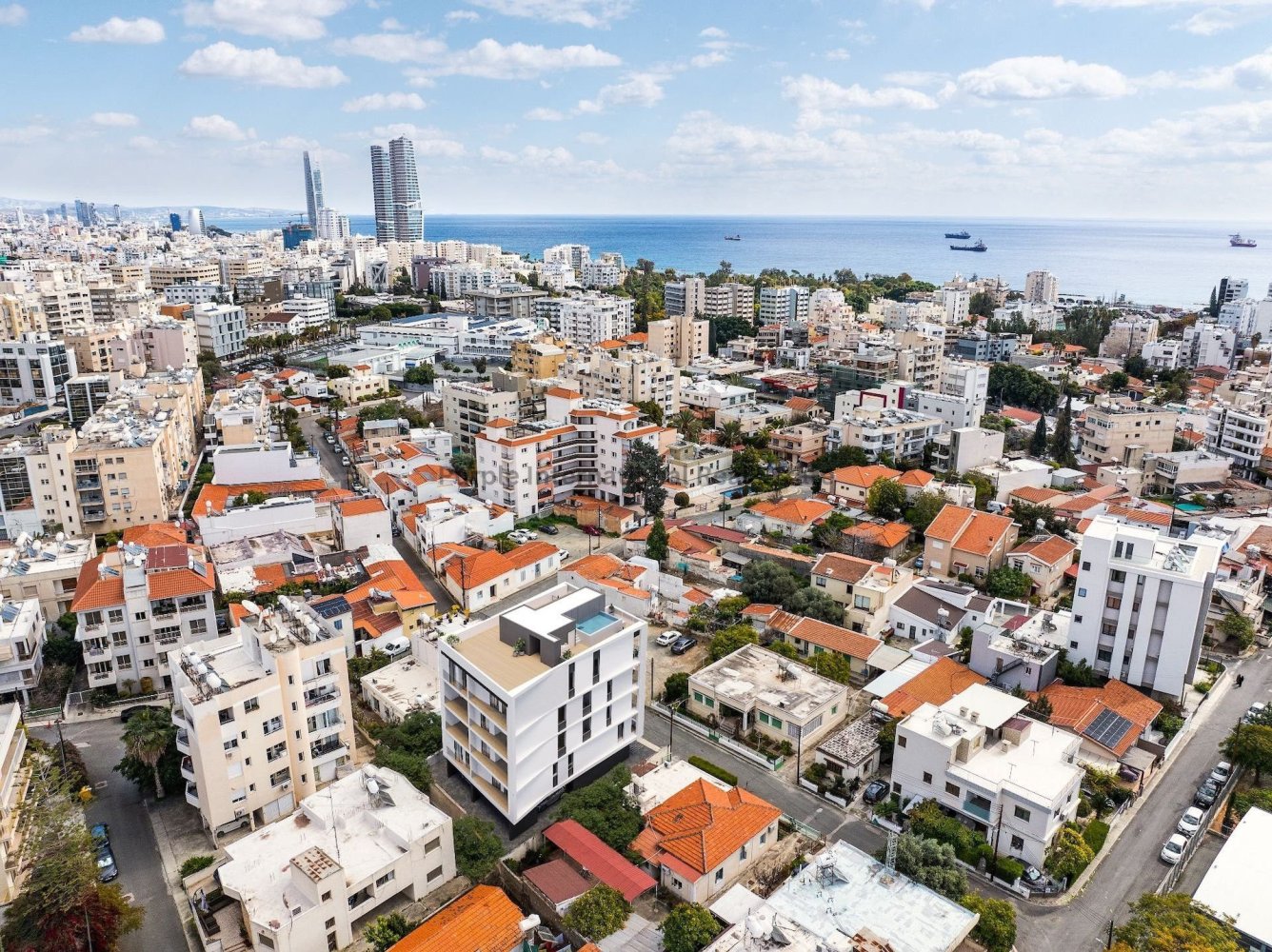 3 bedrooms Apartment in Limassol, Cyprus No. 37405
