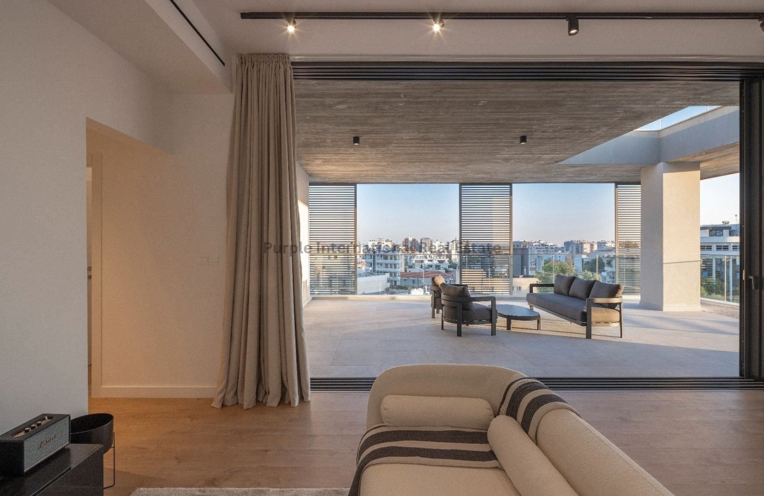 3 bedrooms Apartment in Limassol, Cyprus No. 37405
