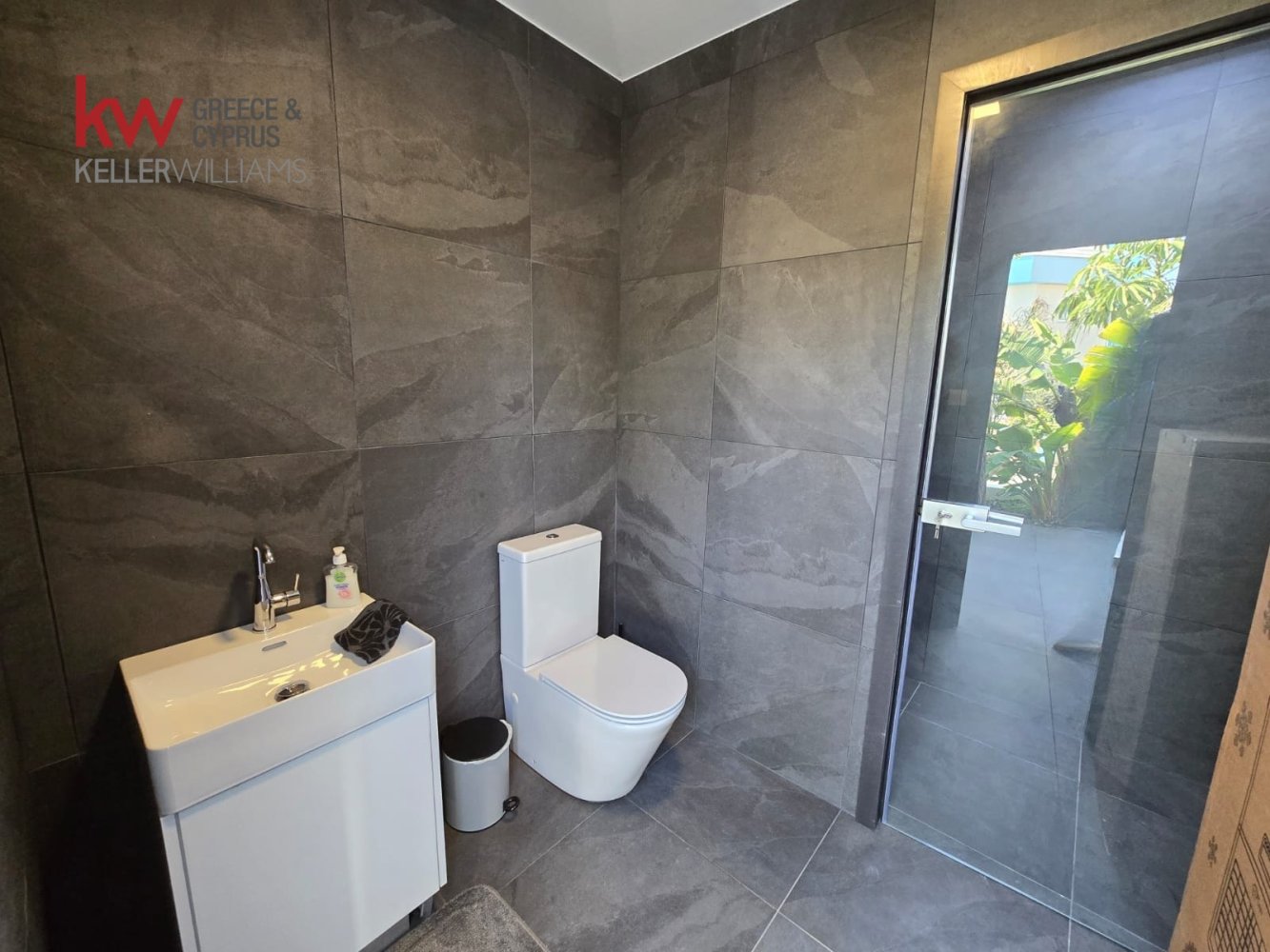 3 bedrooms Villa in Paralimni, Ammochostos, Cyprus No. 40445