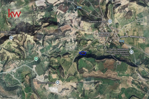 8696m2 Terrain à Alaminos, Larnaka, Chypre No. 40470