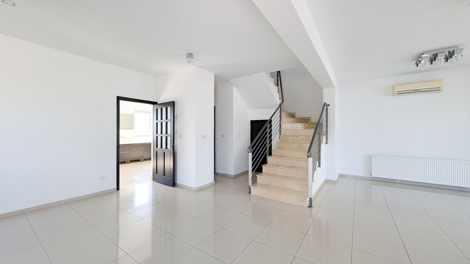 4 bedrooms Villa in Lakatamia, Nicosia, Cyprus No. 62504