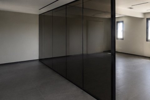 Офис 80м2 в Арадипу, Ларнака, Кипр № 61425