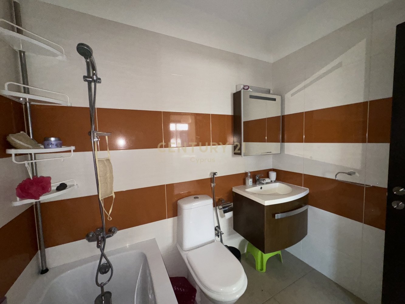 3 bedrooms Apartment in Germasogeia, Limassol, Cyprus No. 58910