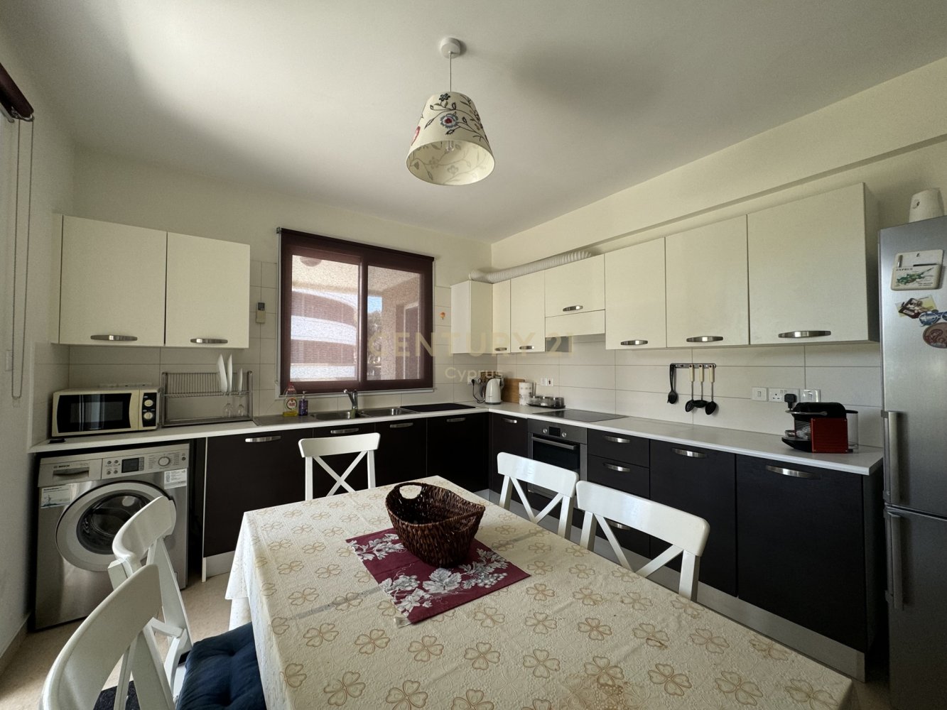 3 bedrooms Apartment in Germasogeia, Limassol, Cyprus No. 58910