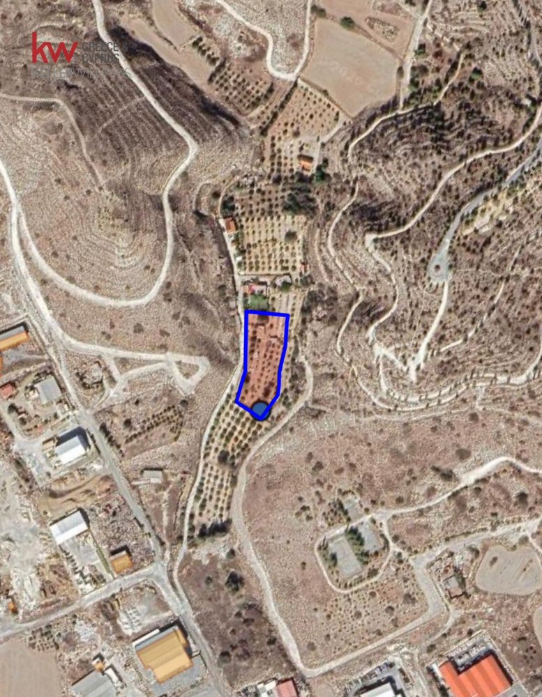 3354m2 Terreno en Aradippou, Larnaka, Chipre No. 56688