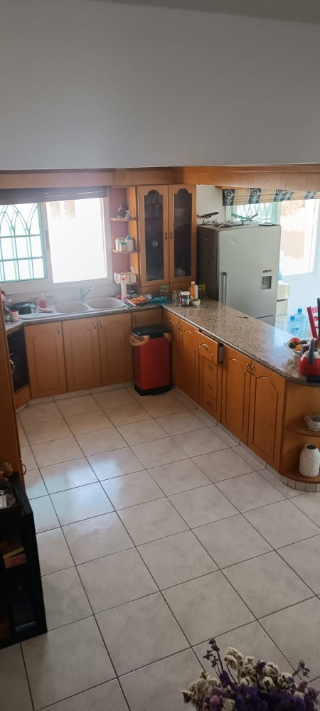 Квартира с 3 спальнями в Пафос, Кипр № 60526