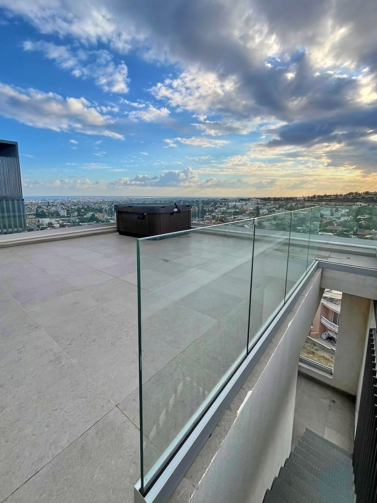 3 bedrooms Penthouse in Limassol, Cyprus No. 62374