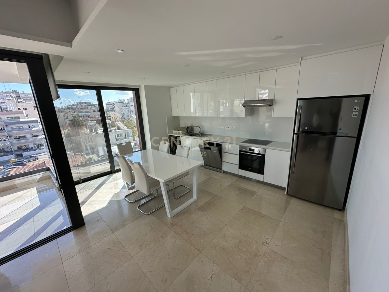 3 dormitorios Apartamento en Limassol, Chipre No. 58879