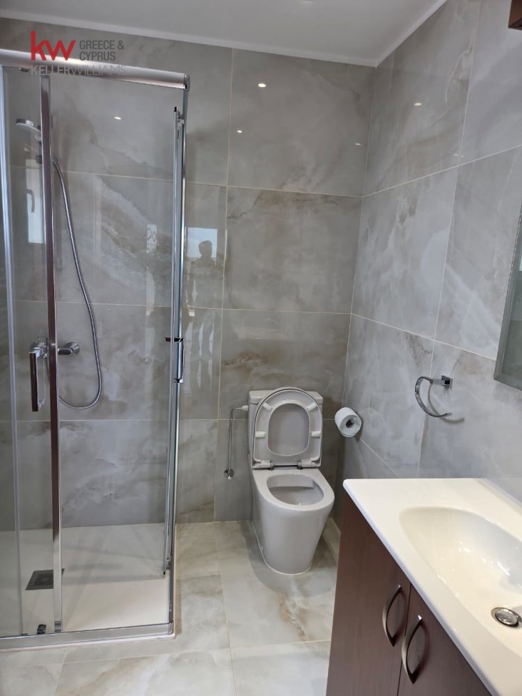 4 bedrooms Villa in Akoursos, Paphos, Cyprus No. 61195