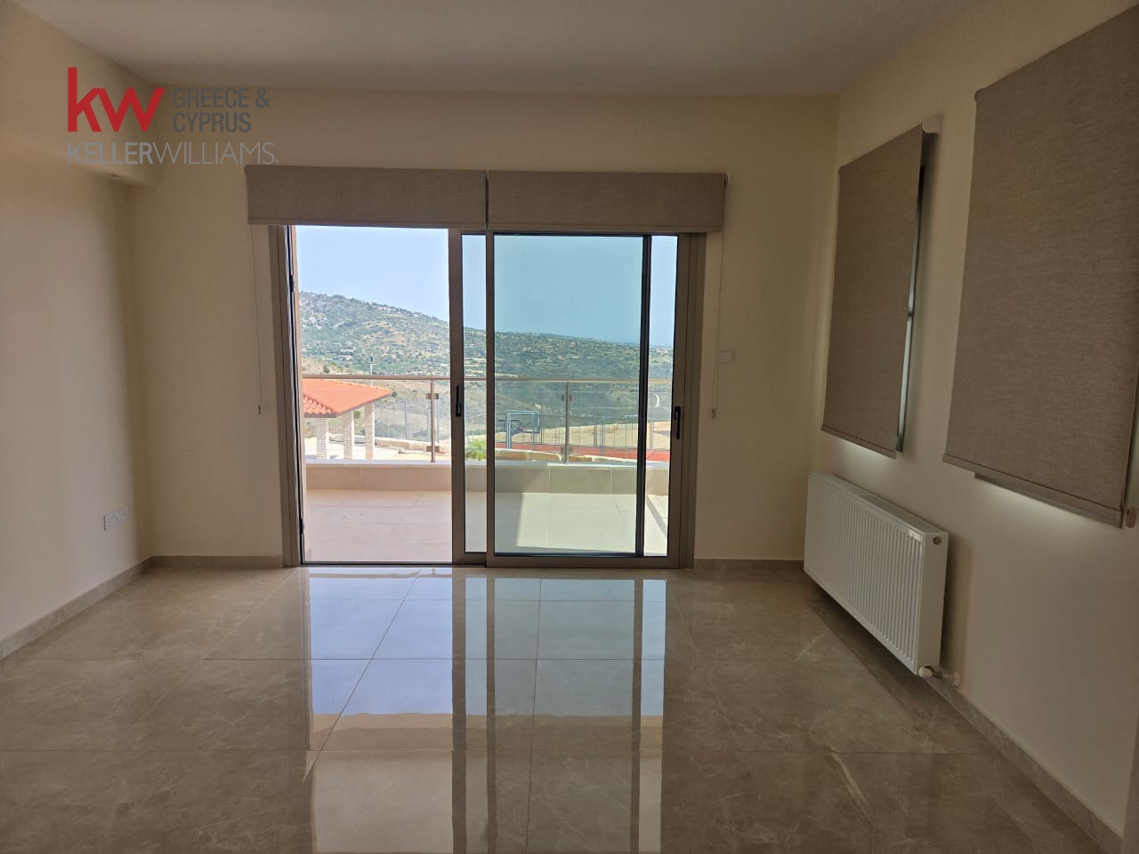 4 bedrooms Villa in Akoursos, Paphos, Cyprus No. 61195