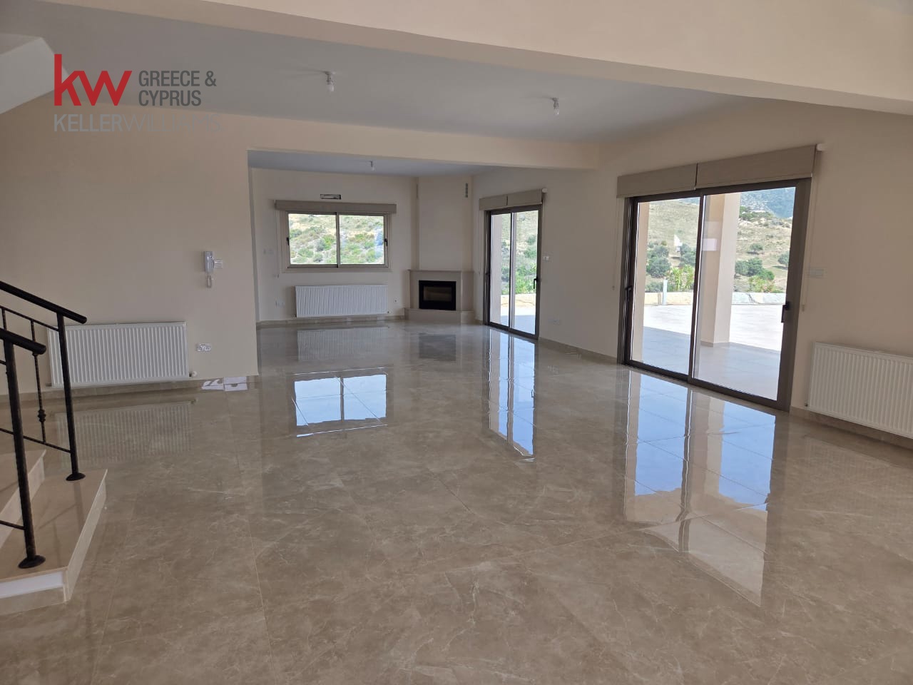 4 bedrooms Villa in Akoursos, Paphos, Cyprus No. 61195