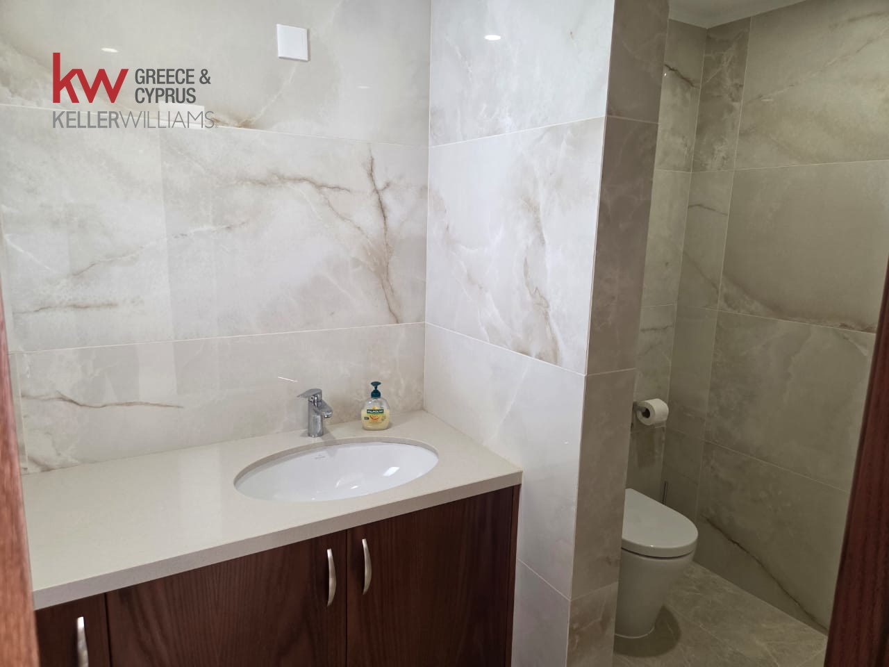 4 bedrooms Villa in Akoursos, Paphos, Cyprus No. 61195
