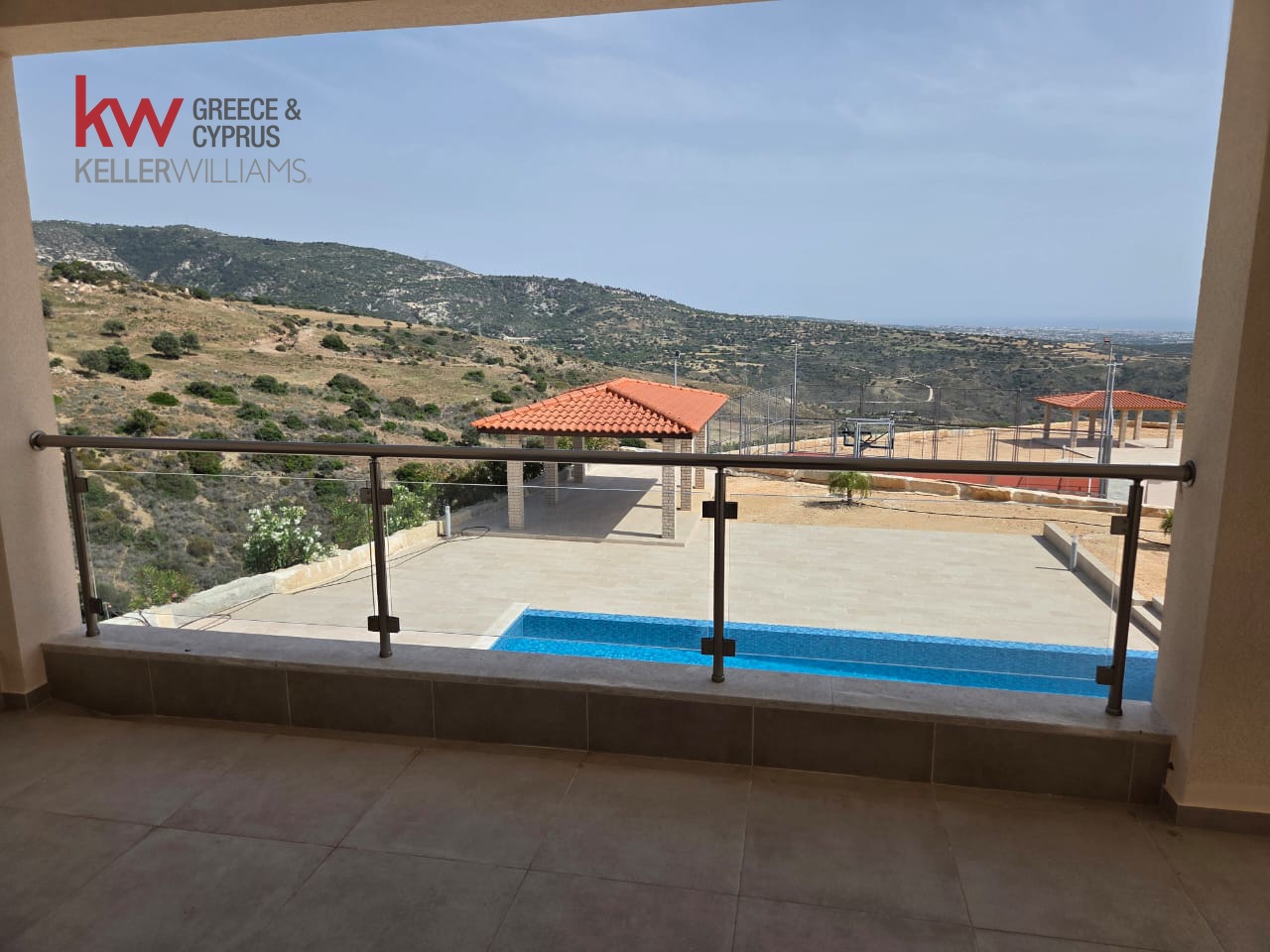 4 bedrooms Villa in Akoursos, Paphos, Cyprus No. 61195