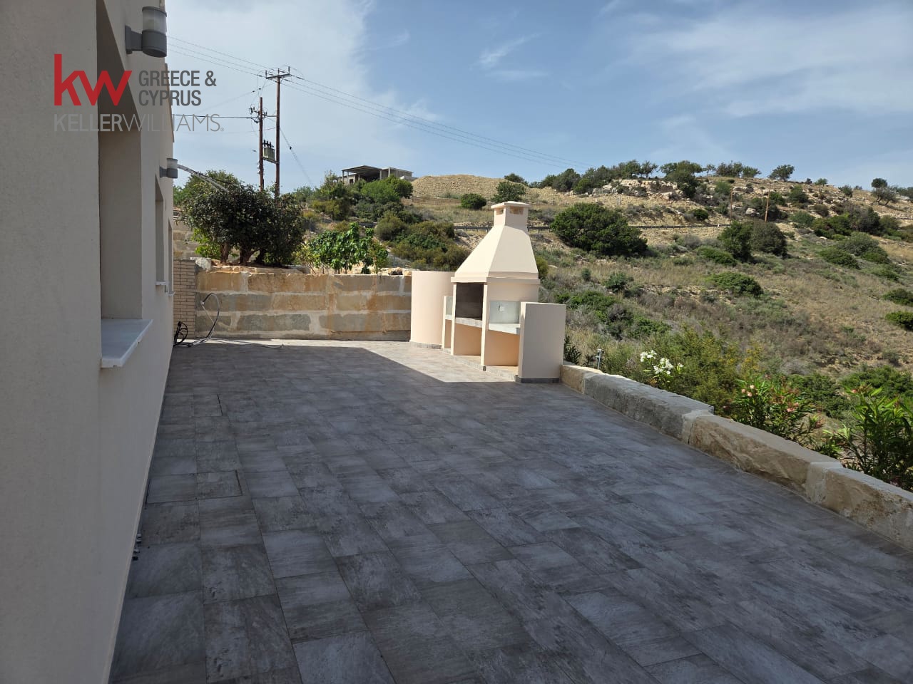 4 bedrooms Villa in Akoursos, Paphos, Cyprus No. 61195