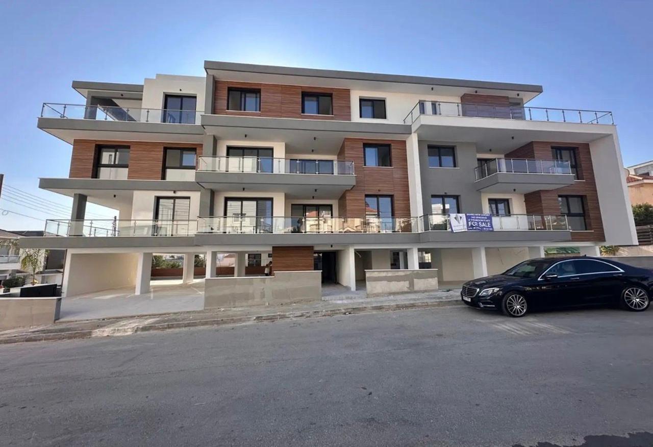 2 bedrooms Apartment in Agios Athanasios, Limassol, Cyprus No. 60597
