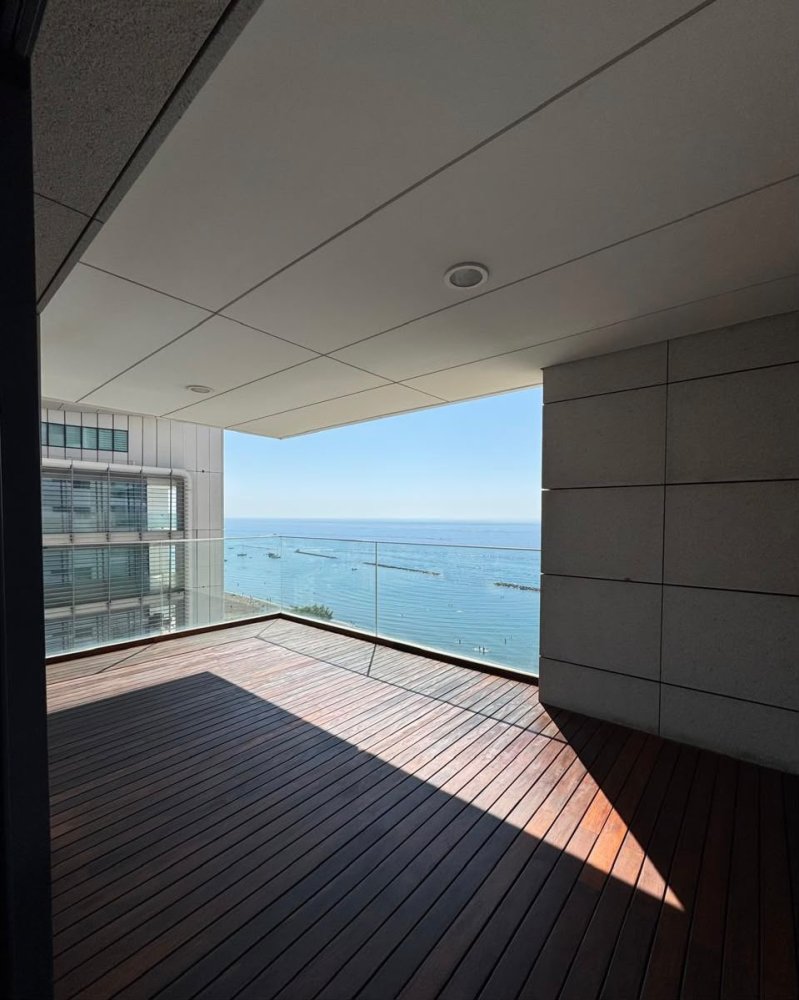 4 bedrooms Apartment in Neapolis, Limassol, Cyprus No. 62144