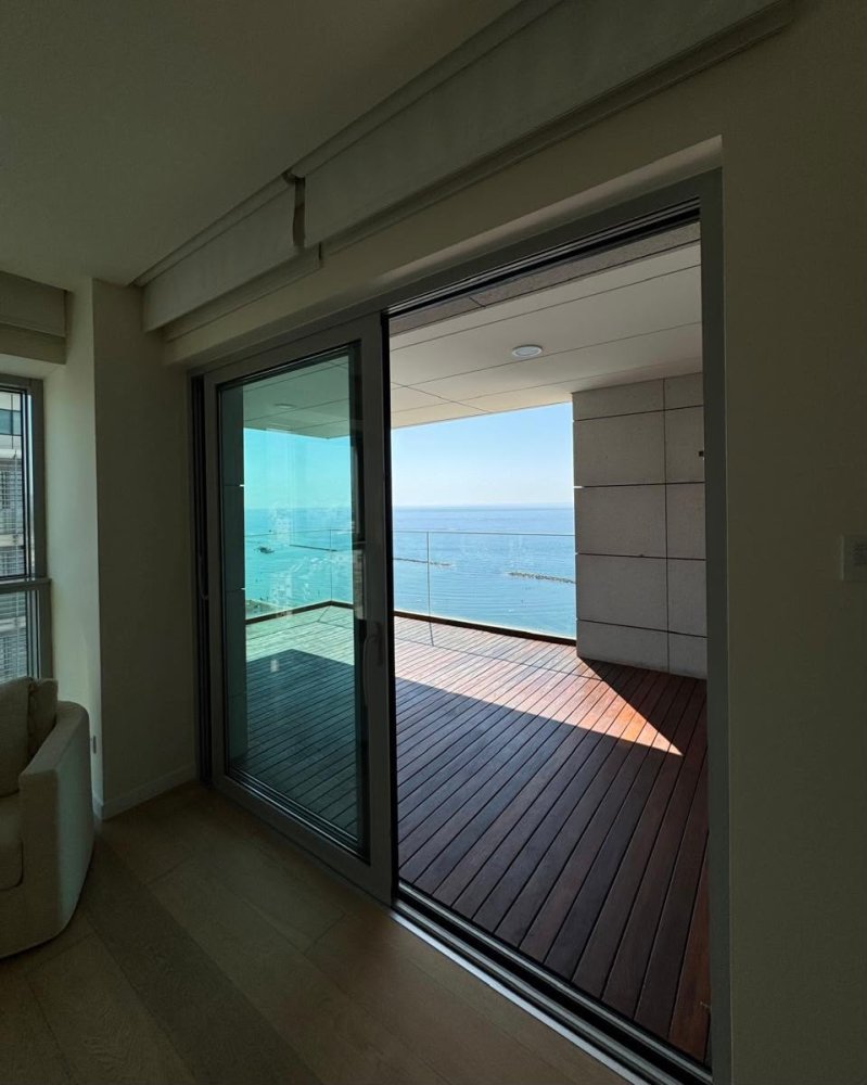 4 bedrooms Apartment in Neapolis, Limassol, Cyprus No. 62144